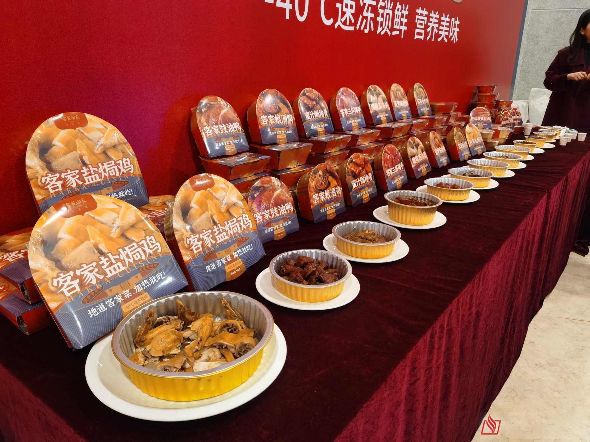 预制菜锁鲜革命！一台 “会呼吸” 的包装机如何让料理包媲美现做？